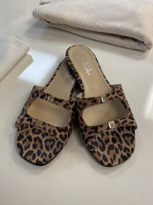 Shoe Biz Elina Sandal Leopard