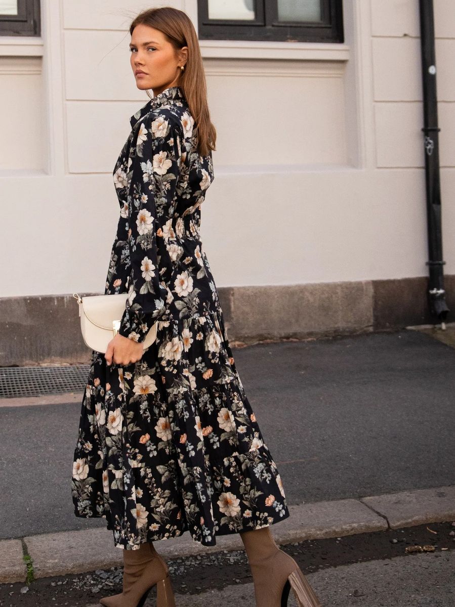 MissMaya Vicky Midi Dress Antique Black Poplin