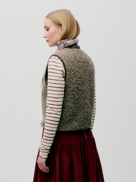 Hovedbilde APOF Ronia Vest Bouble Wool